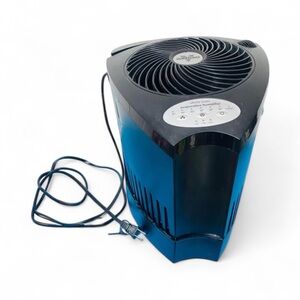 Vornado Black and Blue Humidifier